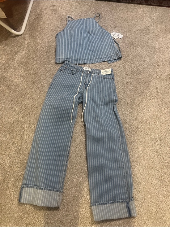 Abercrombie & Fitch Denim - Abercrombie & Fitch Blue Pinstripe ultra loose jeans and matching tie top set